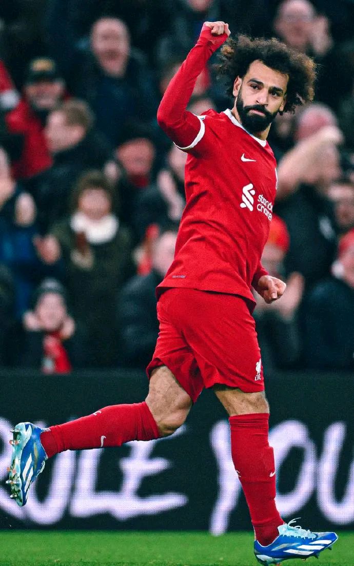 曼城继续保持不败，客场战平阿森纳