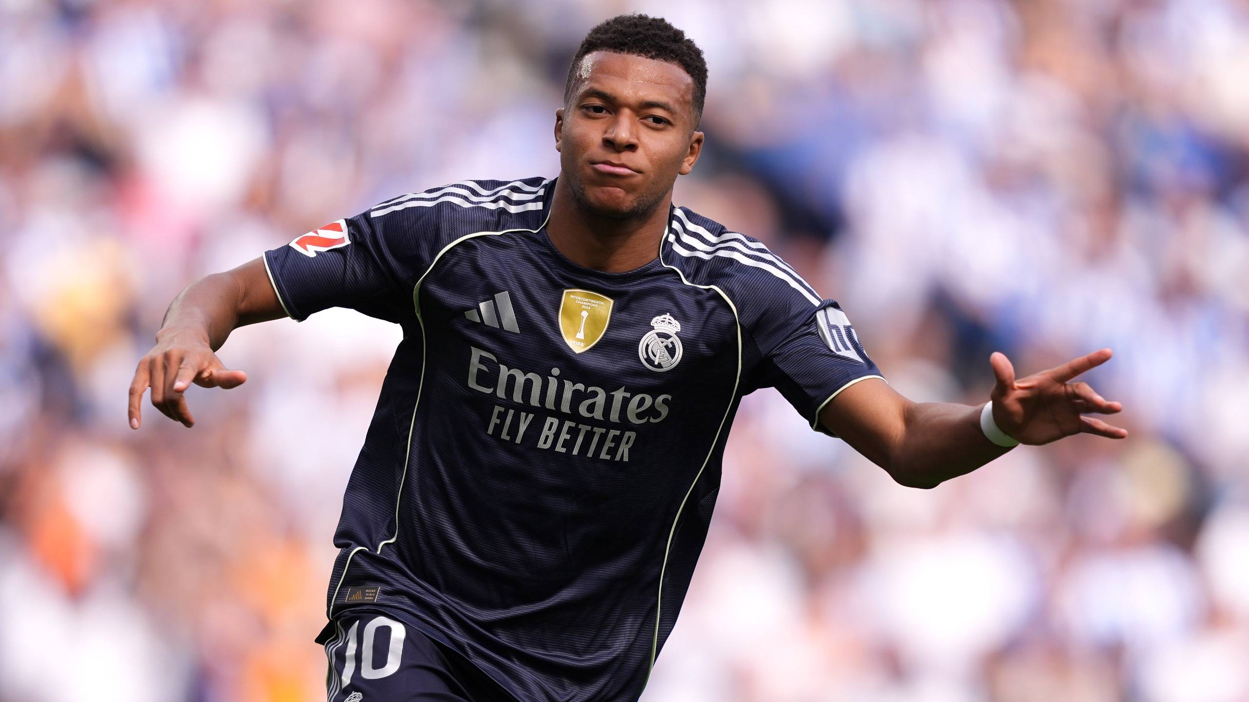 巴西翻盘马赛,姆巴佩扛起全队 巴西翻盘马赛,姆巴佩扛起全队