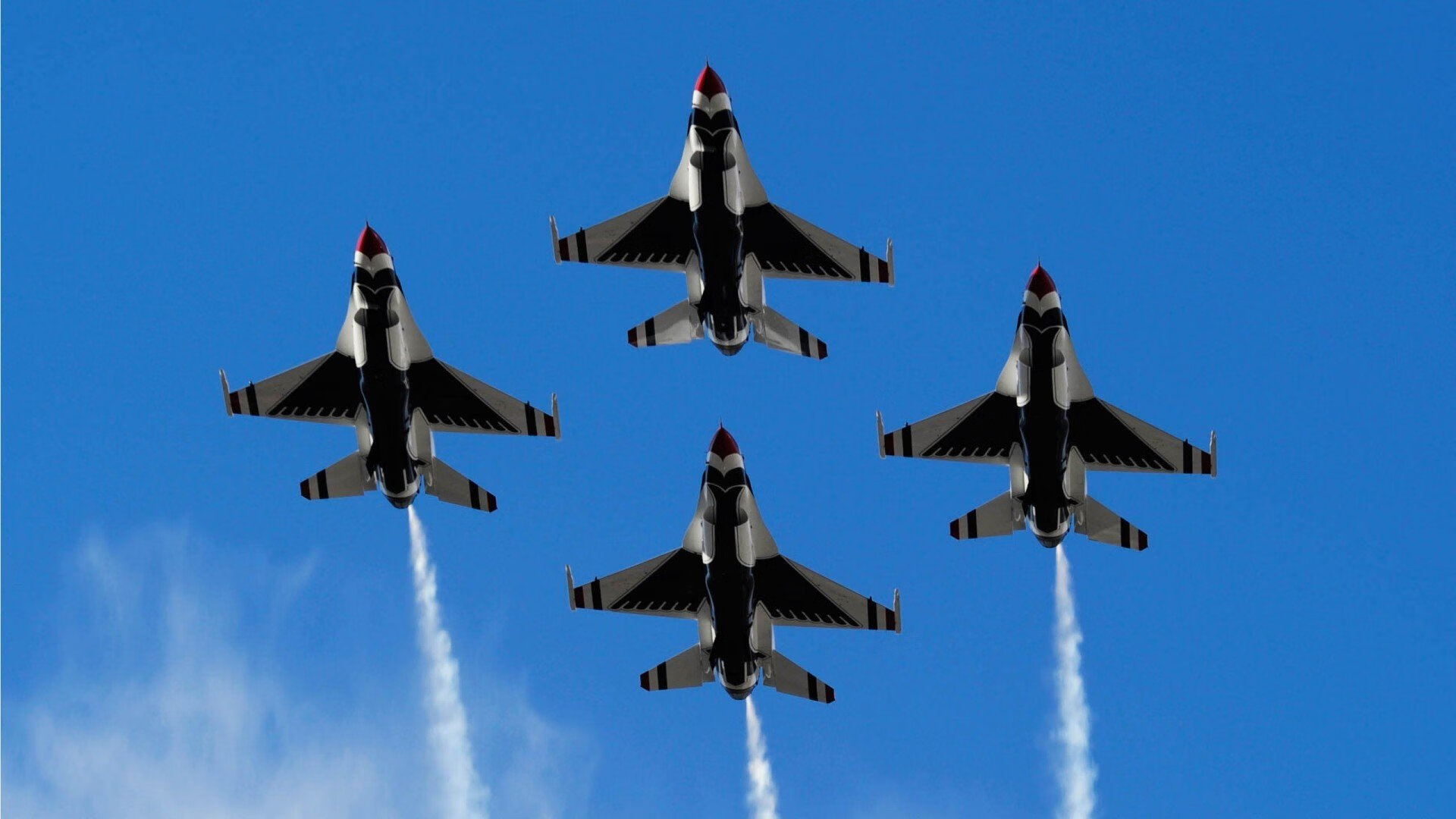 双星闪耀夜，湖人压哨绝杀灰熊，伦纳德F1揭幕战称雄