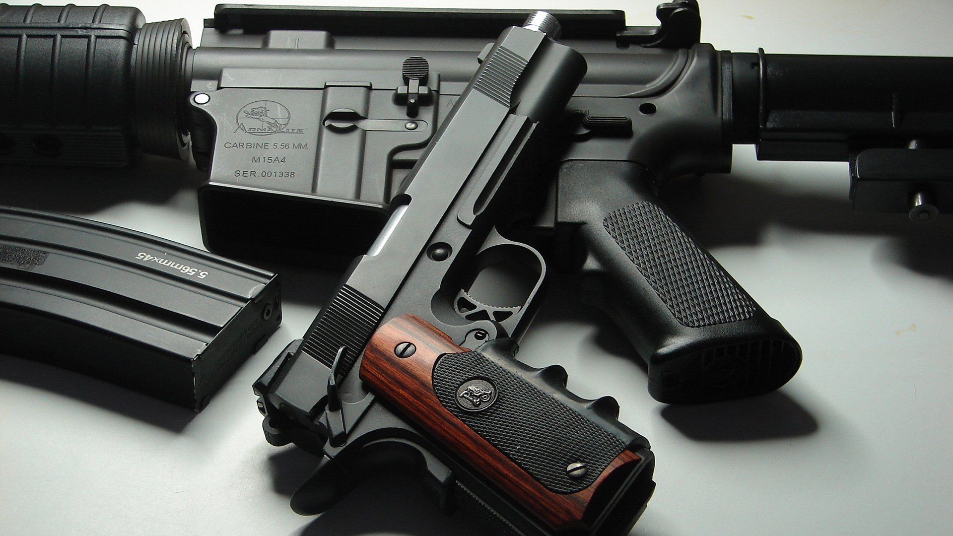 伊布,那枚划破夜空的燃烧引信